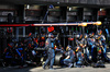 GP AZERBAIJAN, Max Verstappen (NLD) Red Bull Racing RB20 makes a pit stop.

15.09.2024. Formula 1 World Championship, Rd 17, Azerbaijan Grand Prix, Baku Street Circuit, Azerbaijan, Gara Day.

- www.xpbimages.com, EMail: requests@xpbimages.com © Copyright: Batchelor / XPB Images