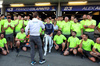 GP AZERBAIJAN, Franco Colapinto (ARG) Williams Racing celebrates his first points finish with James Vowles (GBR) Williams Racing Team Principal e the team.

15.09.2024. Formula 1 World Championship, Rd 17, Azerbaijan Grand Prix, Baku Street Circuit, Azerbaijan, Gara Day.

- www.xpbimages.com, EMail: requests@xpbimages.com © Copyright: Bearne / XPB Images