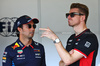 GP AZERBAIJAN, (L to R): Sergio Perez (MEX) Red Bull Racing e Nico Hulkenberg (GER) Haas F1 Team on the drivers' parade.

15.09.2024. Formula 1 World Championship, Rd 17, Azerbaijan Grand Prix, Baku Street Circuit, Azerbaijan, Gara Day.

 - www.xpbimages.com, EMail: requests@xpbimages.com © Copyright: Coates / XPB Images