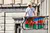 GP AZERBAIJAN, Circuit Atmosfera - a fan on an apartment balcony.

15.09.2024. Formula 1 World Championship, Rd 17, Azerbaijan Grand Prix, Baku Street Circuit, Azerbaijan, Gara Day.

- www.xpbimages.com, EMail: requests@xpbimages.com © Copyright: Bearne / XPB Images