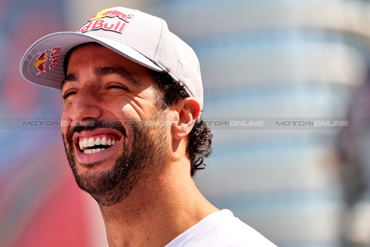 GP AZERBAIJAN, Daniel Ricciardo (AUS) RB.

12.09.2024. Formula 1 World Championship, Rd 17, Azerbaijan Grand Prix, Baku Street Circuit, Azerbaijan, Preparation Day.

- www.xpbimages.com, EMail: requests@xpbimages.com © Copyright: Batchelor / XPB Images