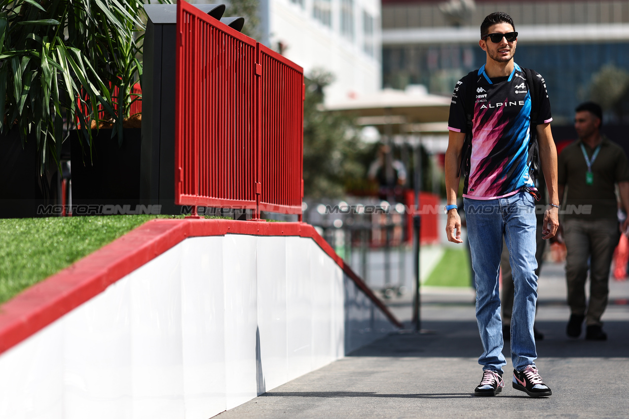 GP AZERBAIJAN, Esteban Ocon (FRA), Alpine F1 Team 
12.09.2024. Formula 1 World Championship, Rd 17, Azerbaijan Grand Prix, Baku Street Circuit, Azerbaijan, Preparation Day.
- www.xpbimages.com, EMail: requests@xpbimages.com © Copyright: Charniaux / XPB Images