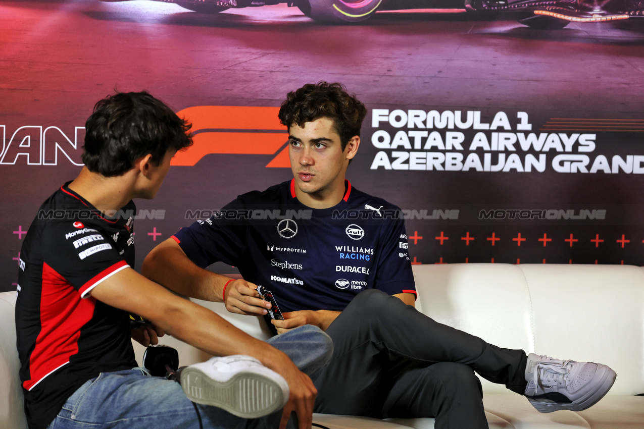 GP AZERBAIJAN, (L to R): Oliver Bearman (GBR) Haas F1 Team e Franco Colapinto (ARG) Williams Racing in the FIA Press Conference.

12.09.2024. Formula 1 World Championship, Rd 17, Azerbaijan Grand Prix, Baku Street Circuit, Azerbaijan, Preparation Day.

- www.xpbimages.com, EMail: requests@xpbimages.com © Copyright: Bearne / XPB Images