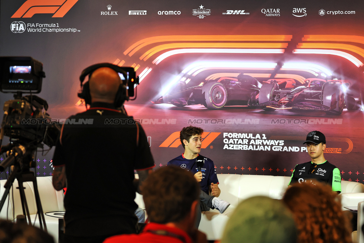 GP AZERBAIJAN, (L to R): Franco Colapinto (ARG) Williams Racing e Zhou Guanyu (CHN) Sauber in the FIA Press Conference.

12.09.2024. Formula 1 World Championship, Rd 17, Azerbaijan Grand Prix, Baku Street Circuit, Azerbaijan, Preparation Day.

- www.xpbimages.com, EMail: requests@xpbimages.com © Copyright: Bearne / XPB Images