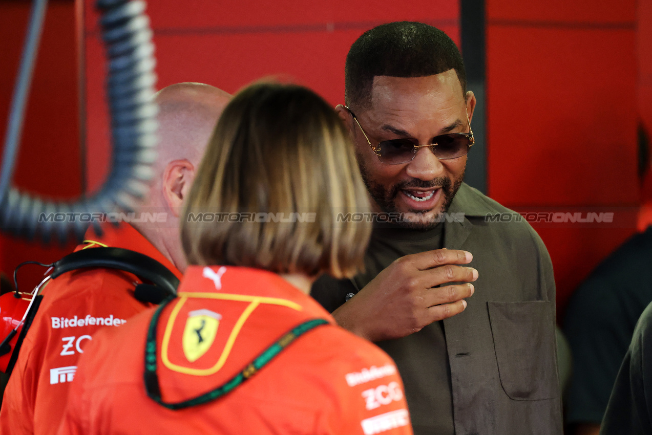 GP AZERBAIJAN, Will Smith (USA) Actor with Jock Clear (GBR) Ferrari Senior Performance Engineer.

14.09.2024. Formula 1 World Championship, Rd 17, Azerbaijan Grand Prix, Baku Street Circuit, Azerbaijan, Qualifiche Day.

- www.xpbimages.com, EMail: requests@xpbimages.com © Copyright: Batchelor / XPB Images