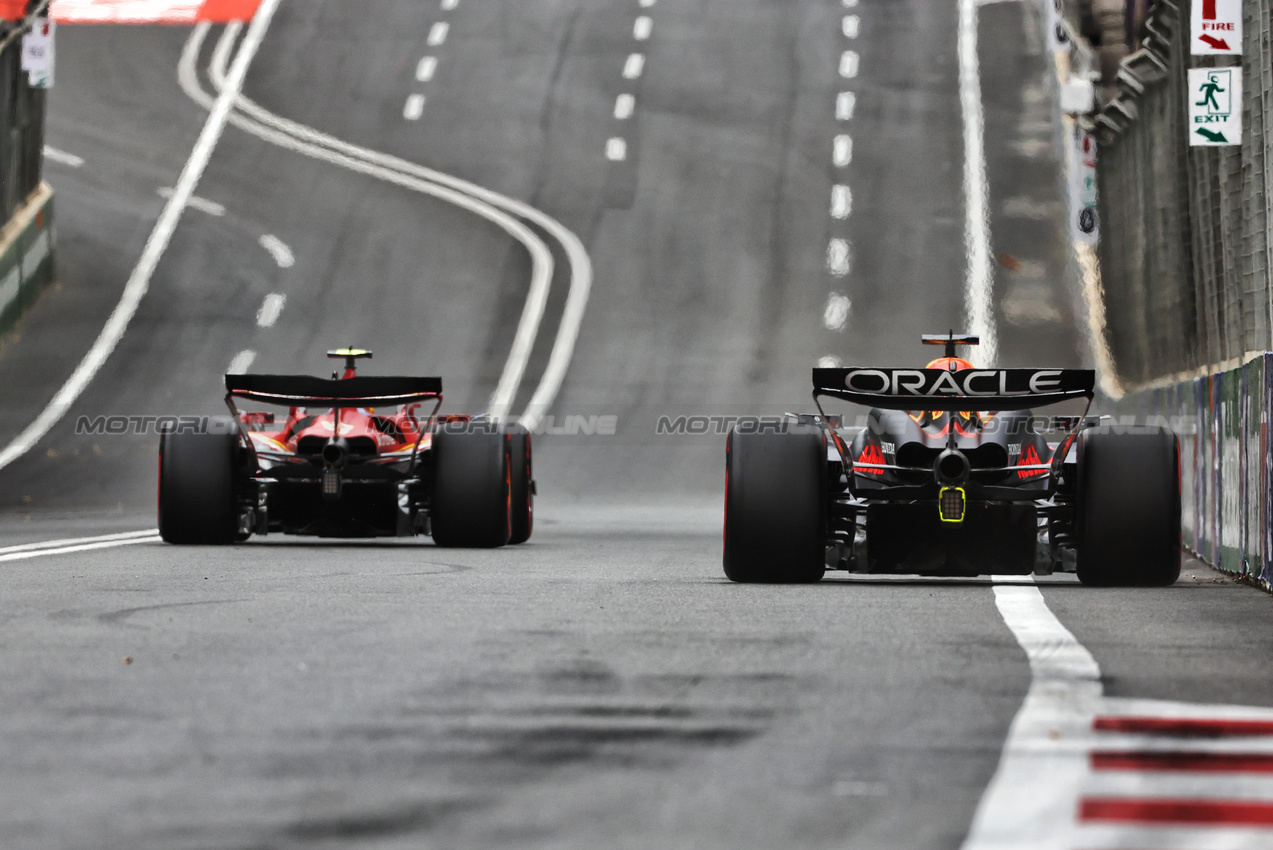 GP AZERBAIJAN, Max Verstappen (NLD) Red Bull Racing RB20.

14.09.2024. Formula 1 World Championship, Rd 17, Azerbaijan Grand Prix, Baku Street Circuit, Azerbaijan, Qualifiche Day.

 - www.xpbimages.com, EMail: requests@xpbimages.com © Copyright: Coates / XPB Images