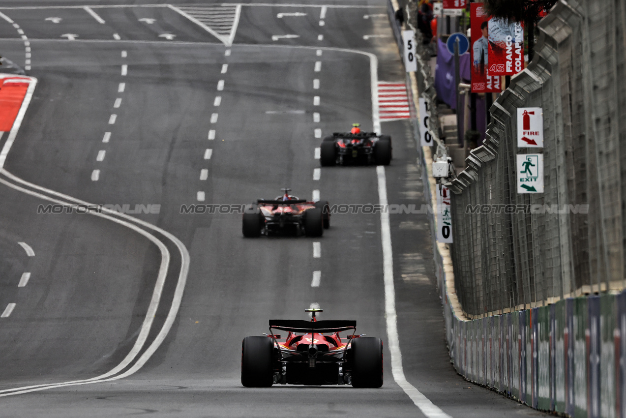 GP AZERBAIJAN, Carlos Sainz Jr (ESP) Ferrari SF-24.

14.09.2024. Formula 1 World Championship, Rd 17, Azerbaijan Grand Prix, Baku Street Circuit, Azerbaijan, Qualifiche Day.

 - www.xpbimages.com, EMail: requests@xpbimages.com © Copyright: Coates / XPB Images