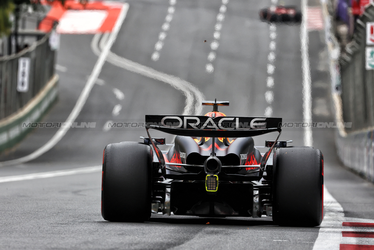 GP AZERBAIJAN, Max Verstappen (NLD) Red Bull Racing RB20.

14.09.2024. Formula 1 World Championship, Rd 17, Azerbaijan Grand Prix, Baku Street Circuit, Azerbaijan, Qualifiche Day.

 - www.xpbimages.com, EMail: requests@xpbimages.com © Copyright: Coates / XPB Images