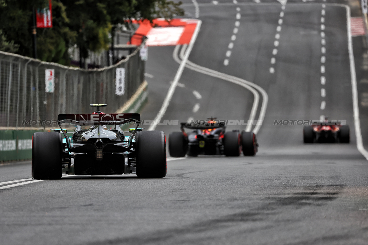 GP AZERBAIJAN, Lewis Hamilton (GBR) Mercedes AMG F1 W15.

14.09.2024. Formula 1 World Championship, Rd 17, Azerbaijan Grand Prix, Baku Street Circuit, Azerbaijan, Qualifiche Day.

 - www.xpbimages.com, EMail: requests@xpbimages.com © Copyright: Coates / XPB Images