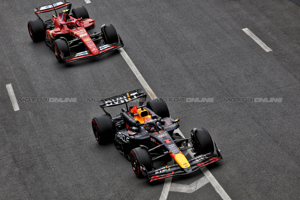 GP AZERBAIJAN, Max Verstappen (NLD) Red Bull Racing RB20.

14.09.2024. Formula 1 World Championship, Rd 17, Azerbaijan Grand Prix, Baku Street Circuit, Azerbaijan, Qualifiche Day.

- www.xpbimages.com, EMail: requests@xpbimages.com © Copyright: Bearne / XPB Images