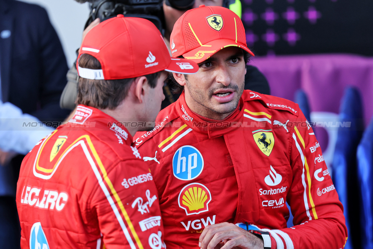 GP AZERBAIJAN, Third placed Carlos Sainz Jr (ESP) Ferrari in qualifying parc ferme with pole sitter Charles Leclerc (MON) Ferrari.

14.09.2024. Formula 1 World Championship, Rd 17, Azerbaijan Grand Prix, Baku Street Circuit, Azerbaijan, Qualifiche Day.

- www.xpbimages.com, EMail: requests@xpbimages.com © Copyright: Batchelor / XPB Images