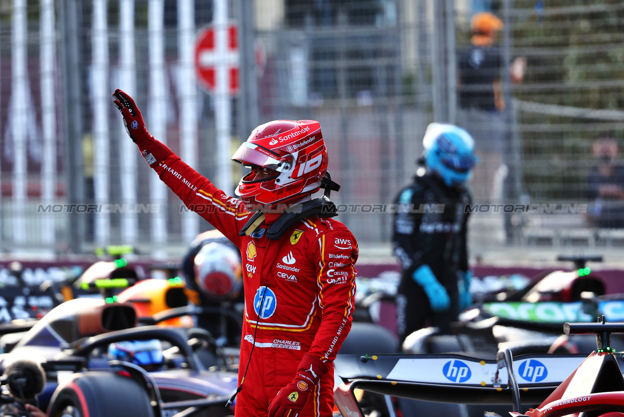 GP AZERBAIJAN, Charles Leclerc (MON) Ferrari celebrates his pole position in qualifying parc ferme.

14.09.2024. Formula 1 World Championship, Rd 17, Azerbaijan Grand Prix, Baku Street Circuit, Azerbaijan, Qualifiche Day.

- www.xpbimages.com, EMail: requests@xpbimages.com © Copyright: Charniaux / XPB Images