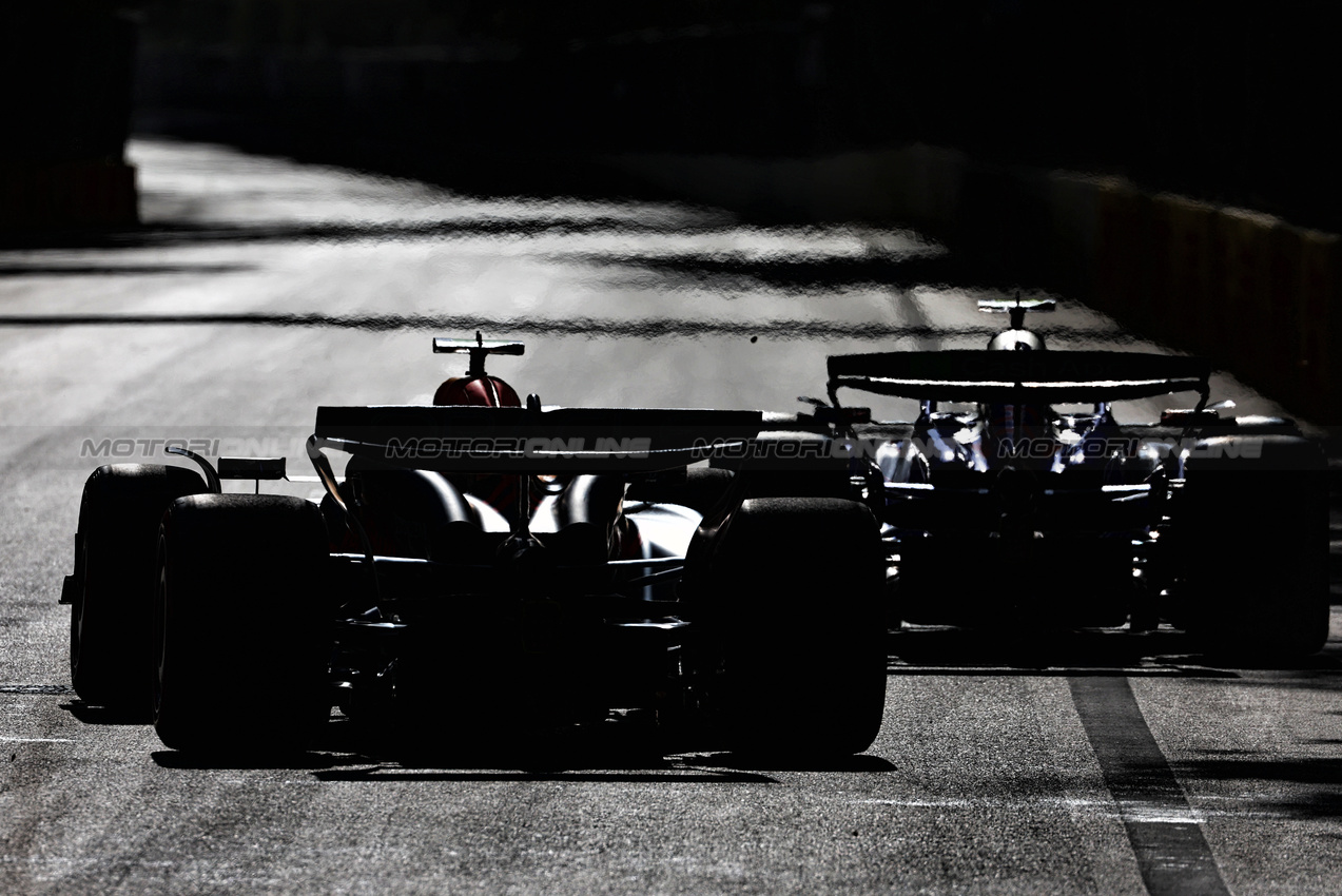 GP AZERBAIJAN, Max Verstappen (NLD) Red Bull Racing RB20.

14.09.2024. Formula 1 World Championship, Rd 17, Azerbaijan Grand Prix, Baku Street Circuit, Azerbaijan, Qualifiche Day.

 - www.xpbimages.com, EMail: requests@xpbimages.com © Copyright: Coates / XPB Images