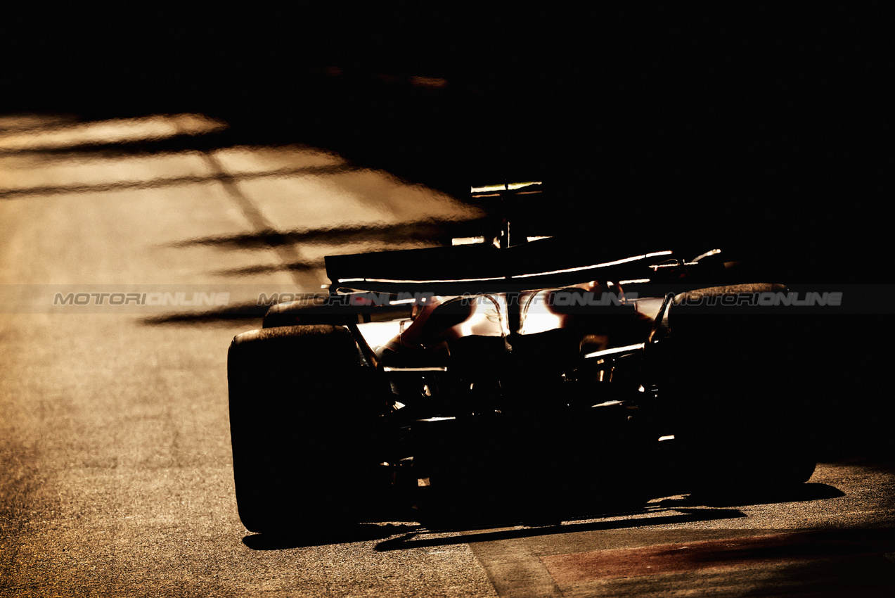 GP AZERBAIJAN, Charles Leclerc (MON) Ferrari SF-24.

14.09.2024. Formula 1 World Championship, Rd 17, Azerbaijan Grand Prix, Baku Street Circuit, Azerbaijan, Qualifiche Day.

 - www.xpbimages.com, EMail: requests@xpbimages.com © Copyright: Coates / XPB Images