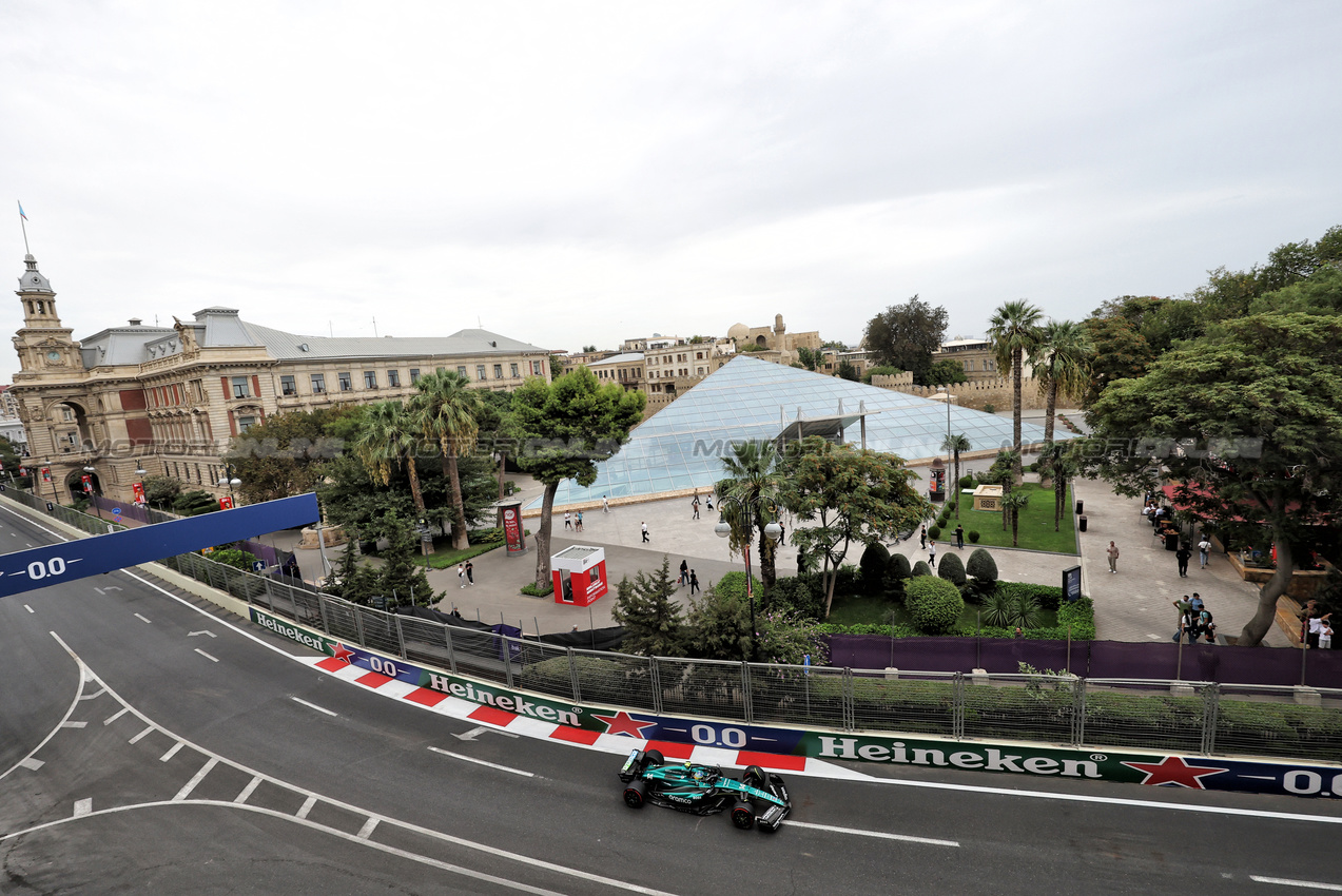 GP AZERBAIJAN, Fernando Alonso (ESP) Aston Martin F1 Team AMR24.

14.09.2024. Formula 1 World Championship, Rd 17, Azerbaijan Grand Prix, Baku Street Circuit, Azerbaijan, Qualifiche Day.

- www.xpbimages.com, EMail: requests@xpbimages.com © Copyright: Bearne / XPB Images