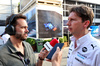 GP AZERBAIJAN, James Vowles (GBR) Williams Racing Team Principal with Chris Medland (GBR) Journalist.

14.09.2024. Formula 1 World Championship, Rd 17, Azerbaijan Grand Prix, Baku Street Circuit, Azerbaijan, Qualifiche Day.

- www.xpbimages.com, EMail: requests@xpbimages.com © Copyright: Bearne / XPB Images