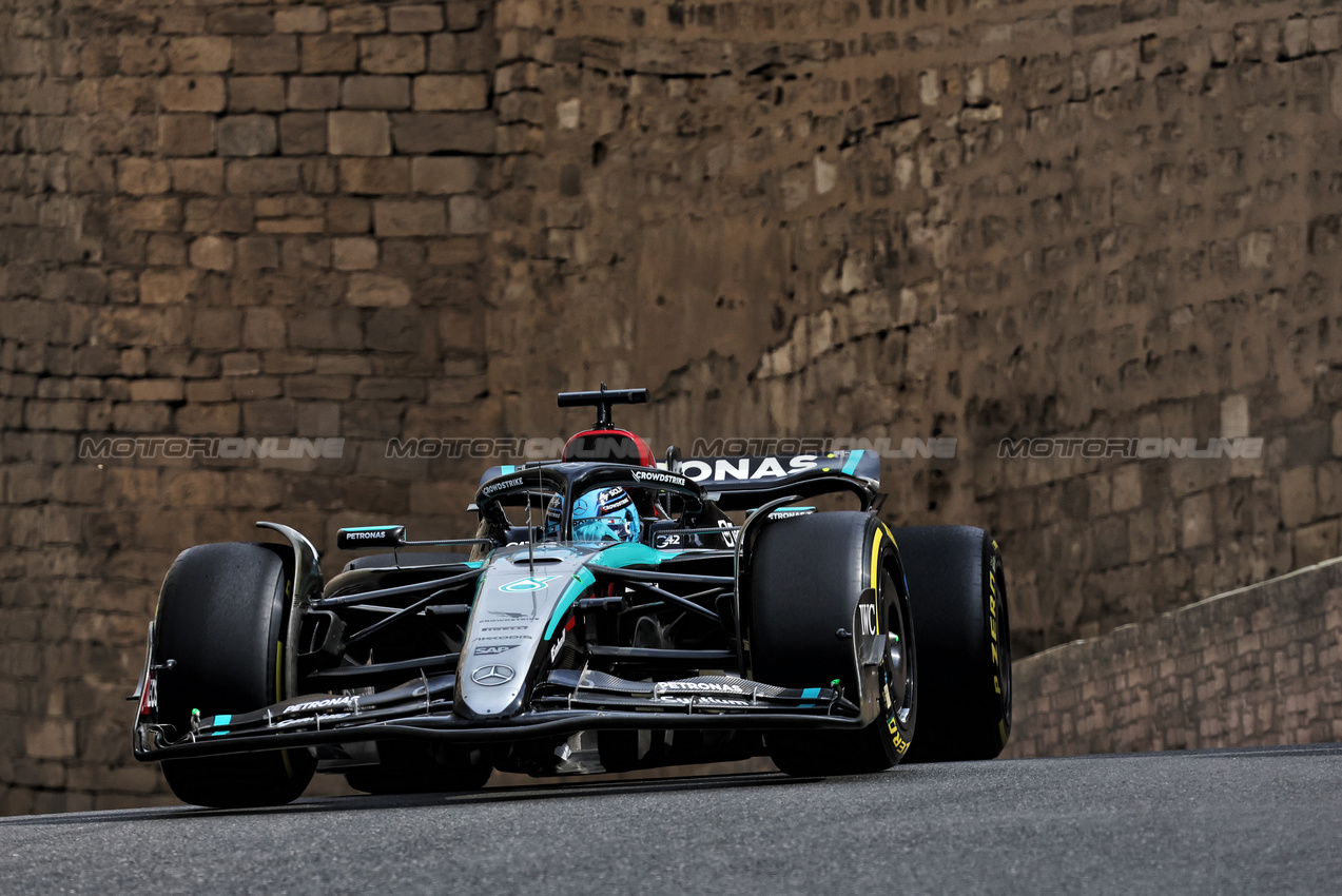 GP AZERBAIJAN, George Russell (GBR) Mercedes AMG F1 W15.

13.09.2024. Formula 1 World Championship, Rd 17, Azerbaijan Grand Prix, Baku Street Circuit, Azerbaijan, Practice Day.

- www.xpbimages.com, EMail: requests@xpbimages.com © Copyright: Bearne / XPB Images