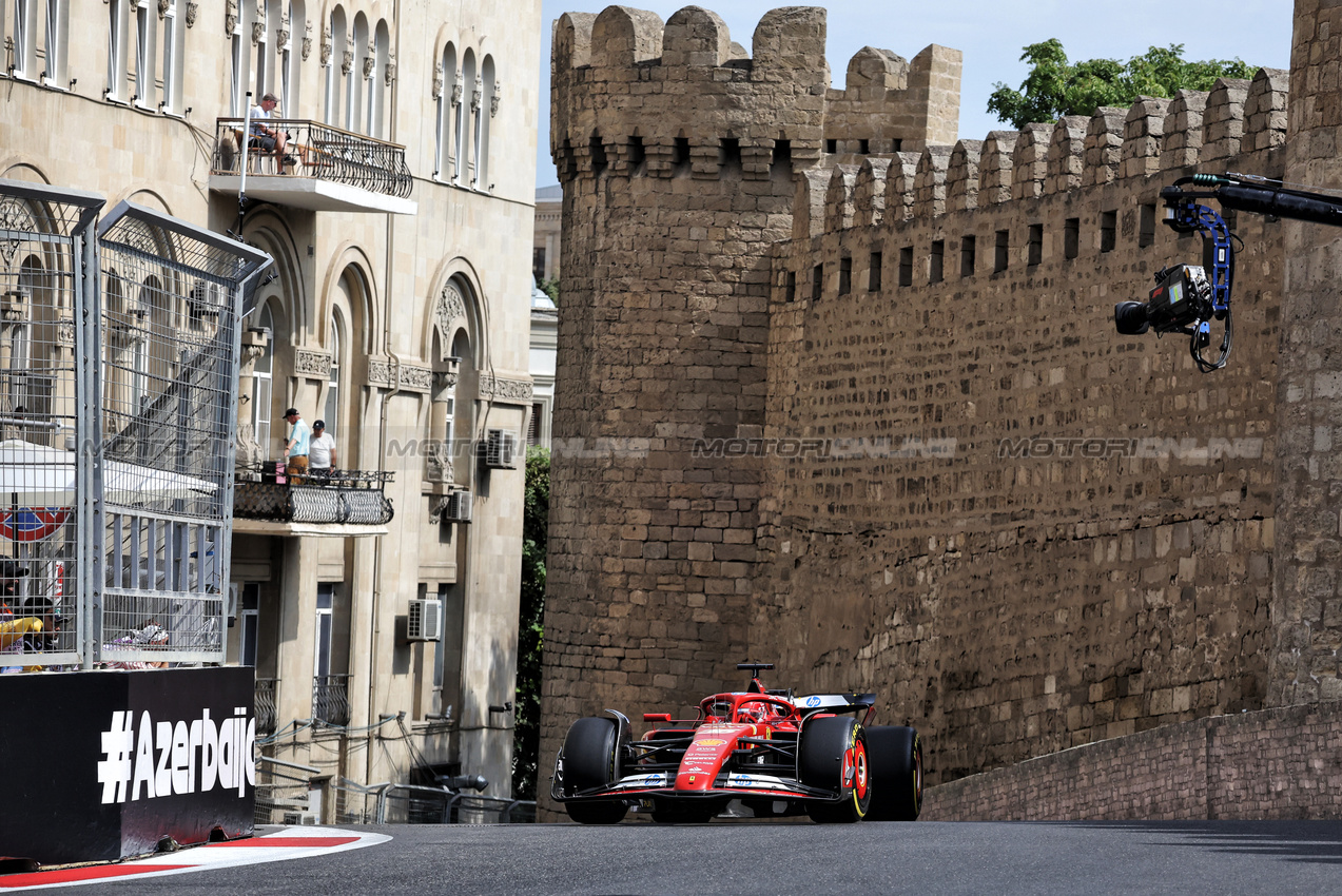 GP AZERBAIJAN, Charles Leclerc (MON) Ferrari SF-24.

13.09.2024. Formula 1 World Championship, Rd 17, Azerbaijan Grand Prix, Baku Street Circuit, Azerbaijan, Practice Day.

- www.xpbimages.com, EMail: requests@xpbimages.com © Copyright: Bearne / XPB Images