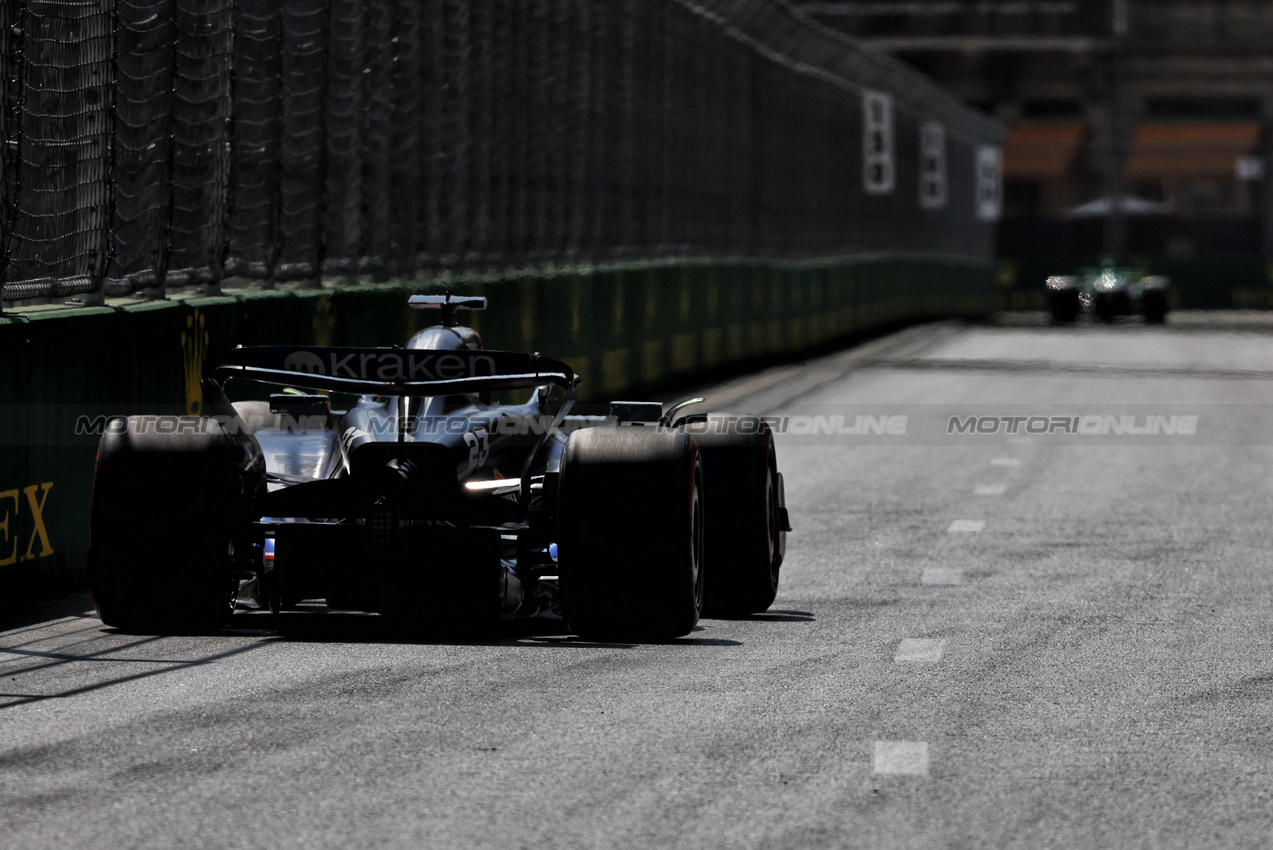 GP AZERBAIJAN, Alexander Albon (THA) Williams Racing FW46.

13.09.2024. Formula 1 World Championship, Rd 17, Azerbaijan Grand Prix, Baku Street Circuit, Azerbaijan, Practice Day.

- www.xpbimages.com, EMail: requests@xpbimages.com © Copyright: Charniaux / XPB Images