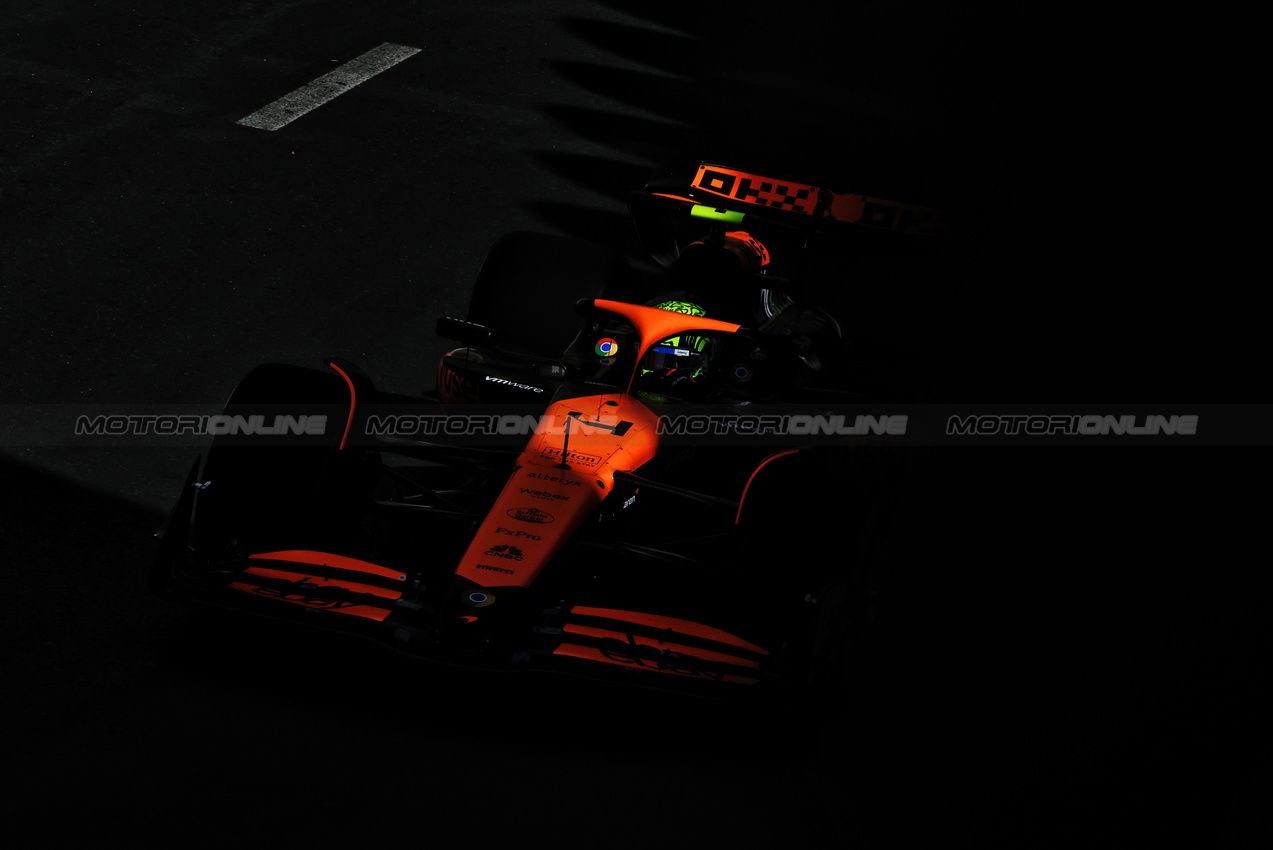 GP AZERBAIJAN, Lando Norris (GBR) McLaren MCL38.

13.09.2024. Formula 1 World Championship, Rd 17, Azerbaijan Grand Prix, Baku Street Circuit, Azerbaijan, Practice Day.

- www.xpbimages.com, EMail: requests@xpbimages.com © Copyright: Bearne / XPB Images