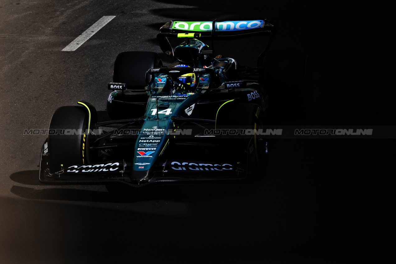 GP AZERBAIJAN, Fernando Alonso (ESP) Aston Martin F1 Team AMR24.

13.09.2024. Formula 1 World Championship, Rd 17, Azerbaijan Grand Prix, Baku Street Circuit, Azerbaijan, Practice Day.

- www.xpbimages.com, EMail: requests@xpbimages.com © Copyright: Bearne / XPB Images