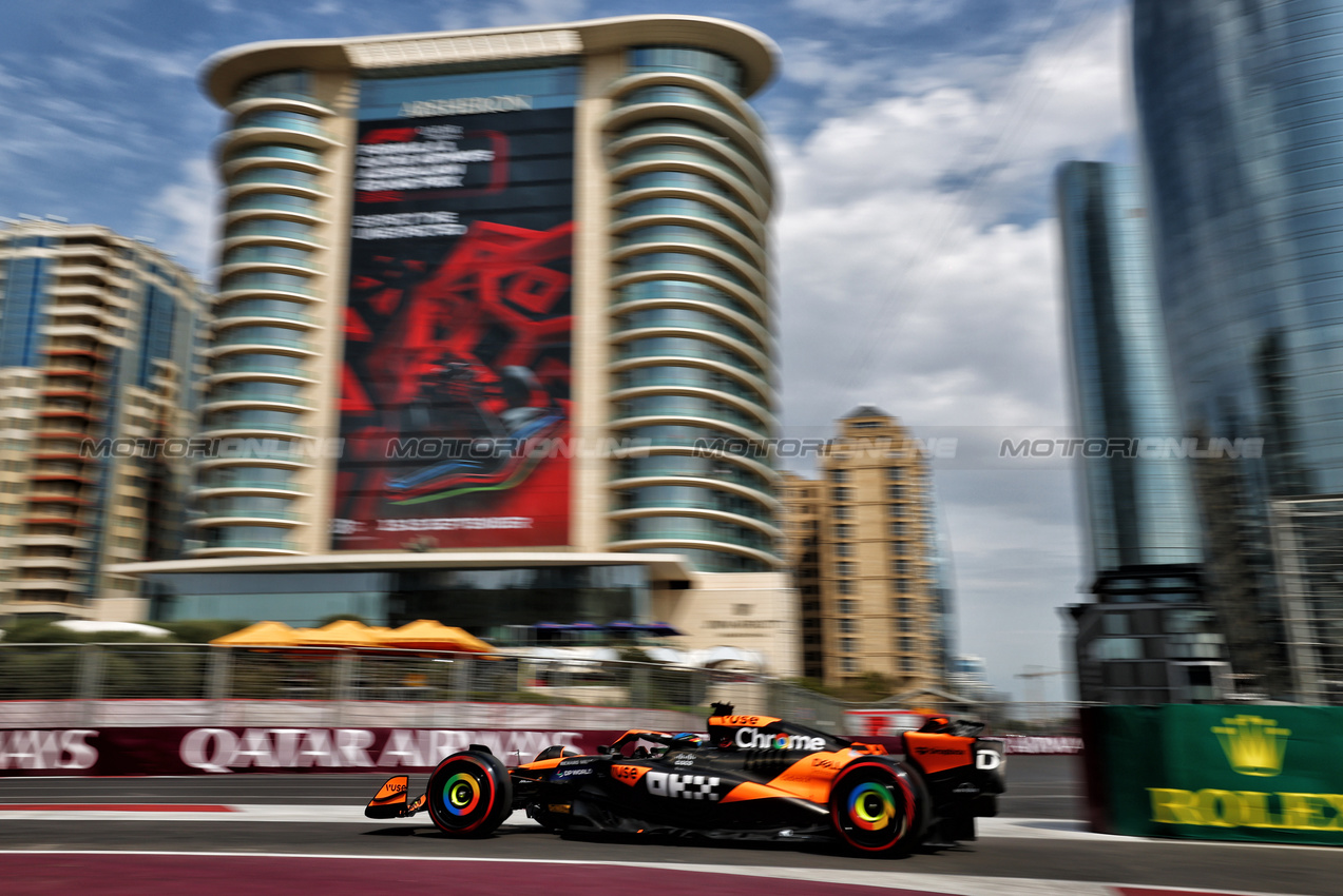 GP AZERBAIJAN, Oscar Piastri (AUS) McLaren MCL38.

13.09.2024. Formula 1 World Championship, Rd 17, Azerbaijan Grand Prix, Baku Street Circuit, Azerbaijan, Practice Day.

 - www.xpbimages.com, EMail: requests@xpbimages.com © Copyright: Coates / XPB Images