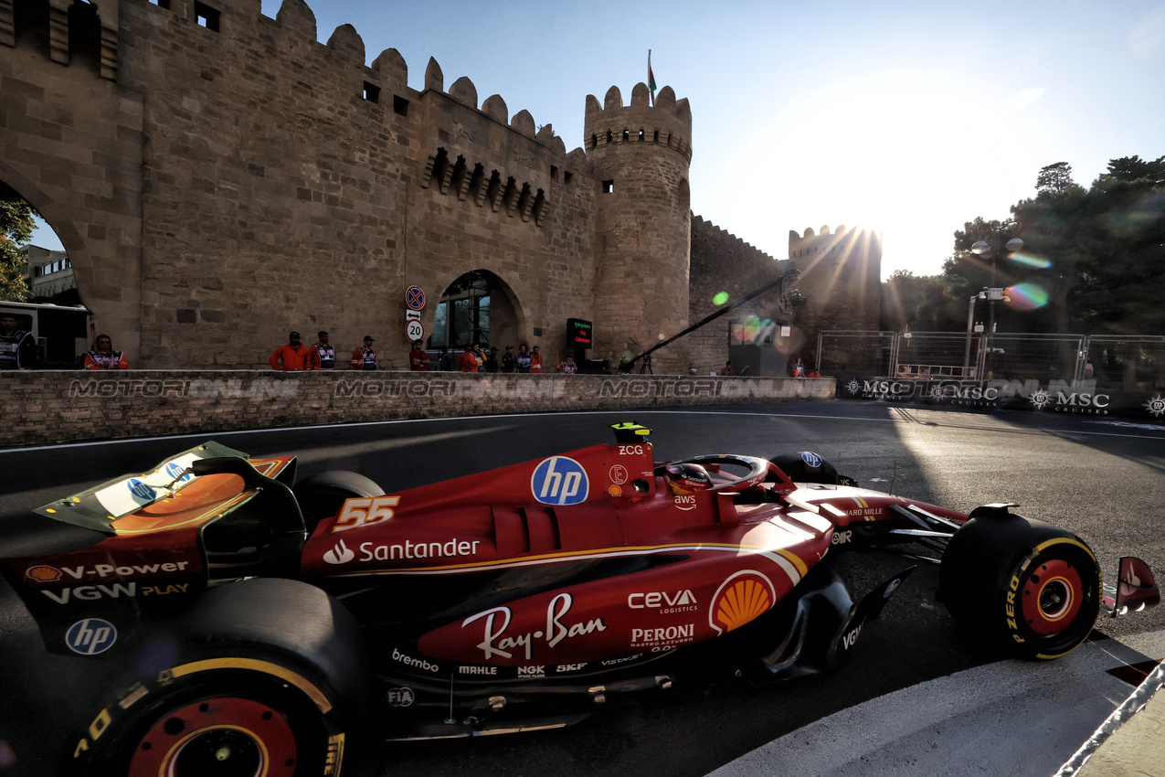 GP AZERBAIJAN, Carlos Sainz Jr (ESP) Ferrari SF-24.

13.09.2024. Formula 1 World Championship, Rd 17, Azerbaijan Grand Prix, Baku Street Circuit, Azerbaijan, Practice Day.

- www.xpbimages.com, EMail: requests@xpbimages.com © Copyright: Bearne / XPB Images