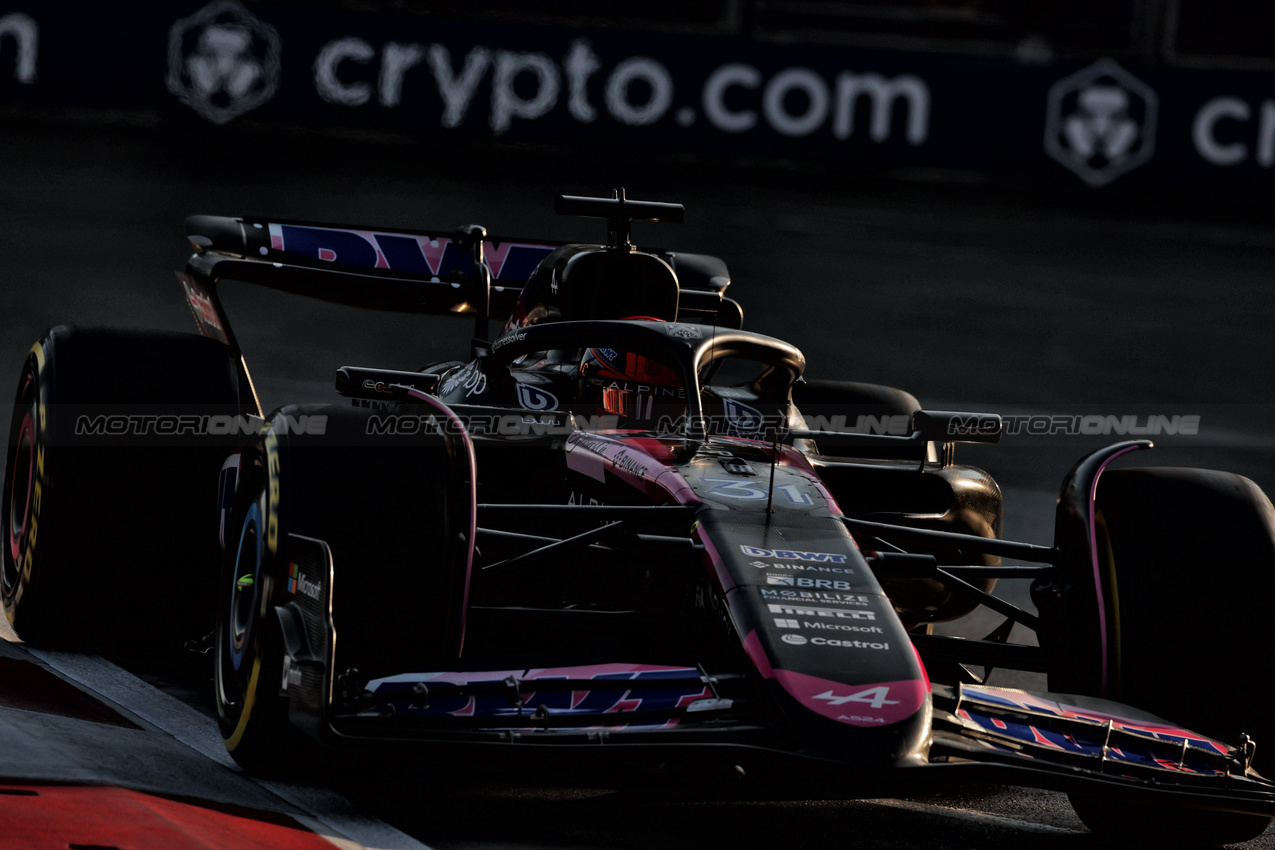 GP AZERBAIJAN, Esteban Ocon (FRA) Alpine F1 Team A524.

13.09.2024. Formula 1 World Championship, Rd 17, Azerbaijan Grand Prix, Baku Street Circuit, Azerbaijan, Practice Day.

 - www.xpbimages.com, EMail: requests@xpbimages.com © Copyright: Coates / XPB Images