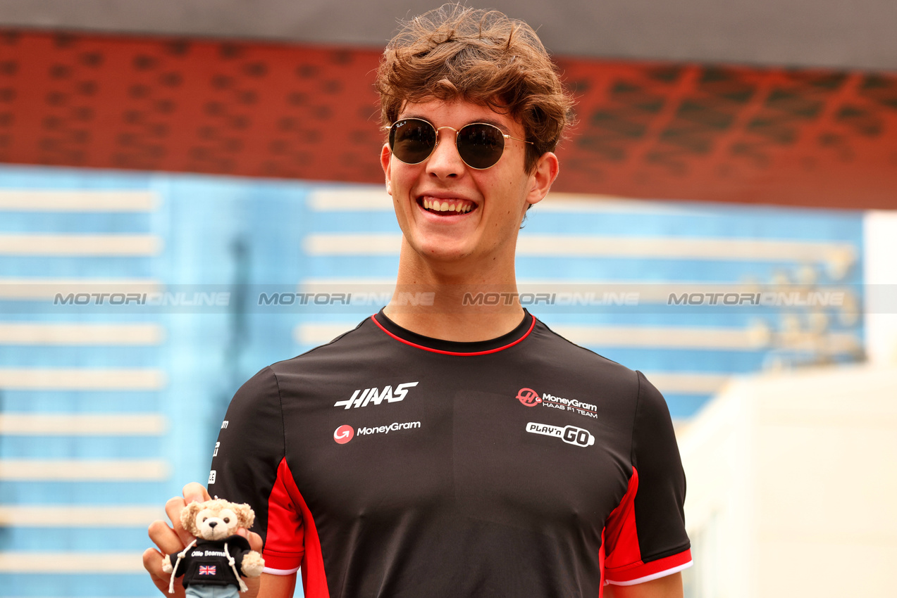 GP AZERBAIJAN, Oliver Bearman (GBR) Haas F1 Team.

13.09.2024. Formula 1 World Championship, Rd 17, Azerbaijan Grand Prix, Baku Street Circuit, Azerbaijan, Practice Day.

 - www.xpbimages.com, EMail: requests@xpbimages.com © Copyright: Coates / XPB Images