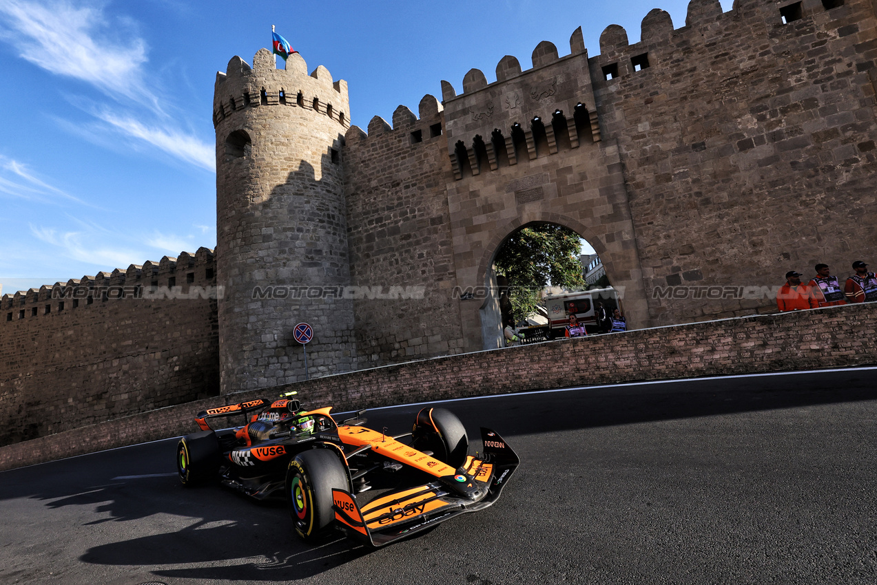 GP AZERBAIJAN, Lando Norris (GBR) McLaren MCL38.

13.09.2024. Formula 1 World Championship, Rd 17, Azerbaijan Grand Prix, Baku Street Circuit, Azerbaijan, Practice Day.

- www.xpbimages.com, EMail: requests@xpbimages.com © Copyright: Bearne / XPB Images