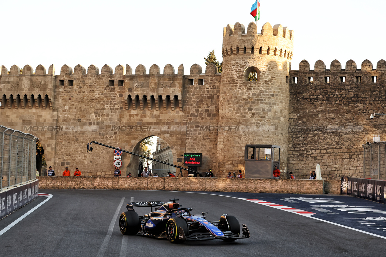 GP AZERBAIJAN, Alexander Albon (THA) Williams Racing FW46.

13.09.2024. Formula 1 World Championship, Rd 17, Azerbaijan Grand Prix, Baku Street Circuit, Azerbaijan, Practice Day.

- www.xpbimages.com, EMail: requests@xpbimages.com © Copyright: Bearne / XPB Images