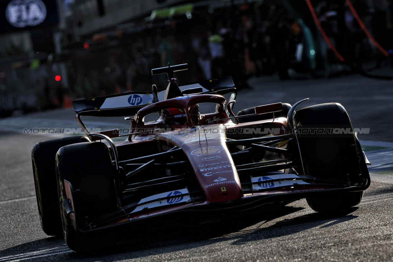 GP AZERBAIJAN, Charles Leclerc (MON) Ferrari SF-24.

13.09.2024. Formula 1 World Championship, Rd 17, Azerbaijan Grand Prix, Baku Street Circuit, Azerbaijan, Practice Day.

- www.xpbimages.com, EMail: requests@xpbimages.com © Copyright: Batchelor / XPB Images