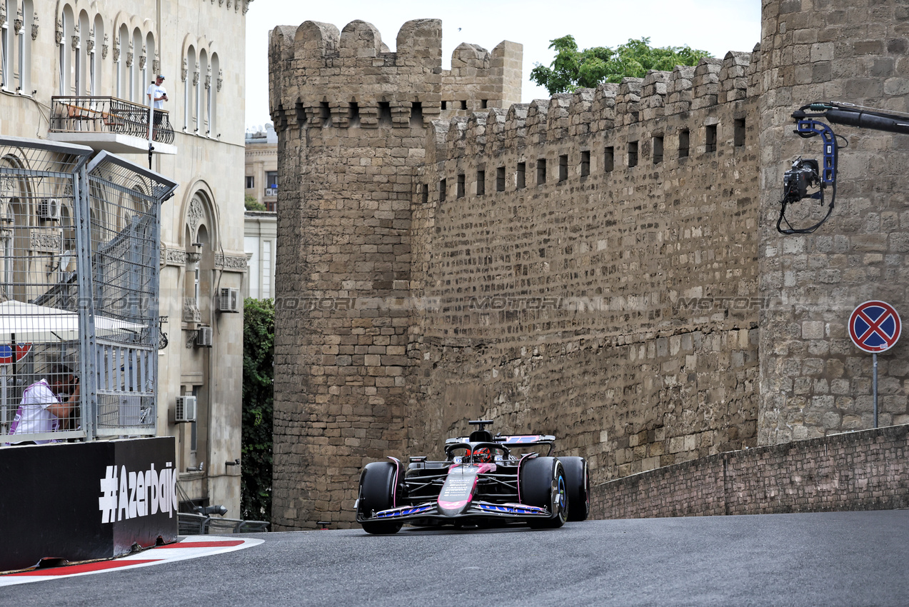 GP AZERBAIJAN, Esteban Ocon (FRA) Alpine F1 Team A524.

13.09.2024. Formula 1 World Championship, Rd 17, Azerbaijan Grand Prix, Baku Street Circuit, Azerbaijan, Practice Day.

- www.xpbimages.com, EMail: requests@xpbimages.com © Copyright: Bearne / XPB Images