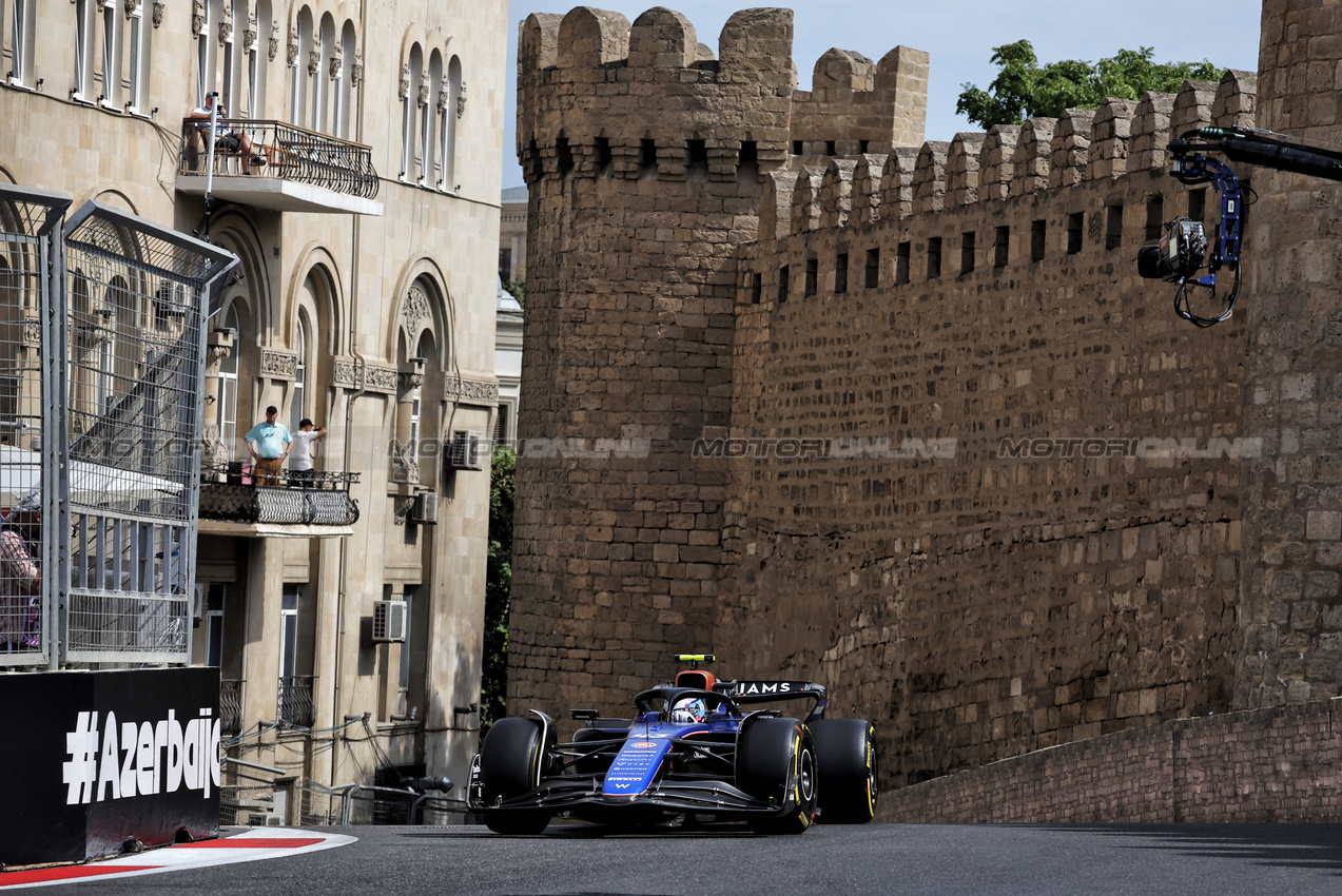 GP AZERBAIJAN, Franco Colapinto (ARG) Williams Racing FW46.

13.09.2024. Formula 1 World Championship, Rd 17, Azerbaijan Grand Prix, Baku Street Circuit, Azerbaijan, Practice Day.

- www.xpbimages.com, EMail: requests@xpbimages.com © Copyright: Bearne / XPB Images