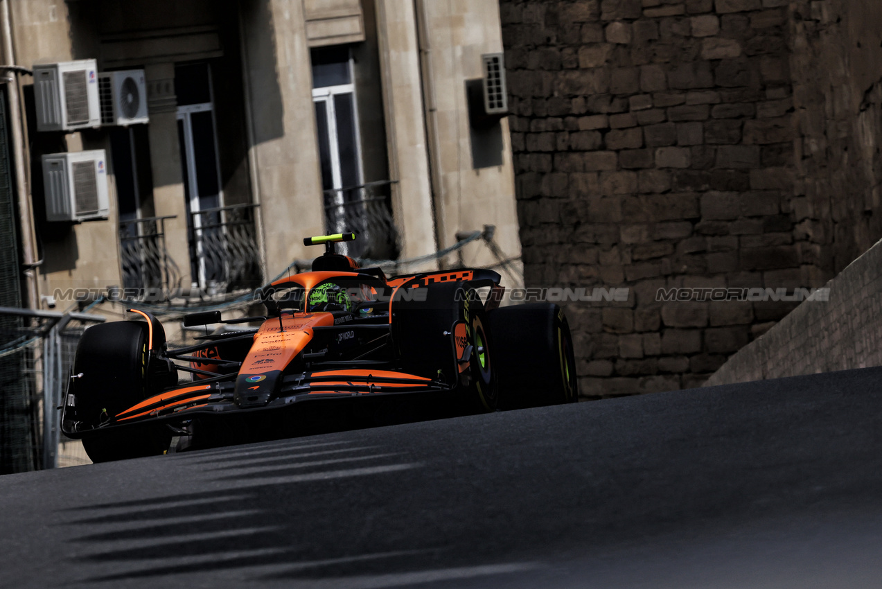 GP AZERBAIJAN, Lando Norris (GBR) McLaren MCL38.

13.09.2024. Formula 1 World Championship, Rd 17, Azerbaijan Grand Prix, Baku Street Circuit, Azerbaijan, Practice Day.

- www.xpbimages.com, EMail: requests@xpbimages.com © Copyright: Bearne / XPB Images