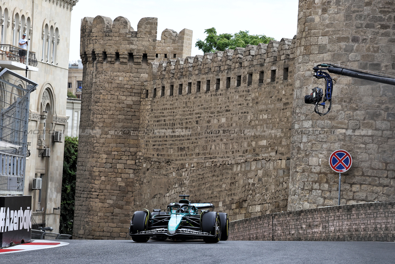 GP AZERBAIJAN, Lance Stroll (CDN) Aston Martin F1 Team AMR24.

13.09.2024. Formula 1 World Championship, Rd 17, Azerbaijan Grand Prix, Baku Street Circuit, Azerbaijan, Practice Day.

- www.xpbimages.com, EMail: requests@xpbimages.com © Copyright: Bearne / XPB Images