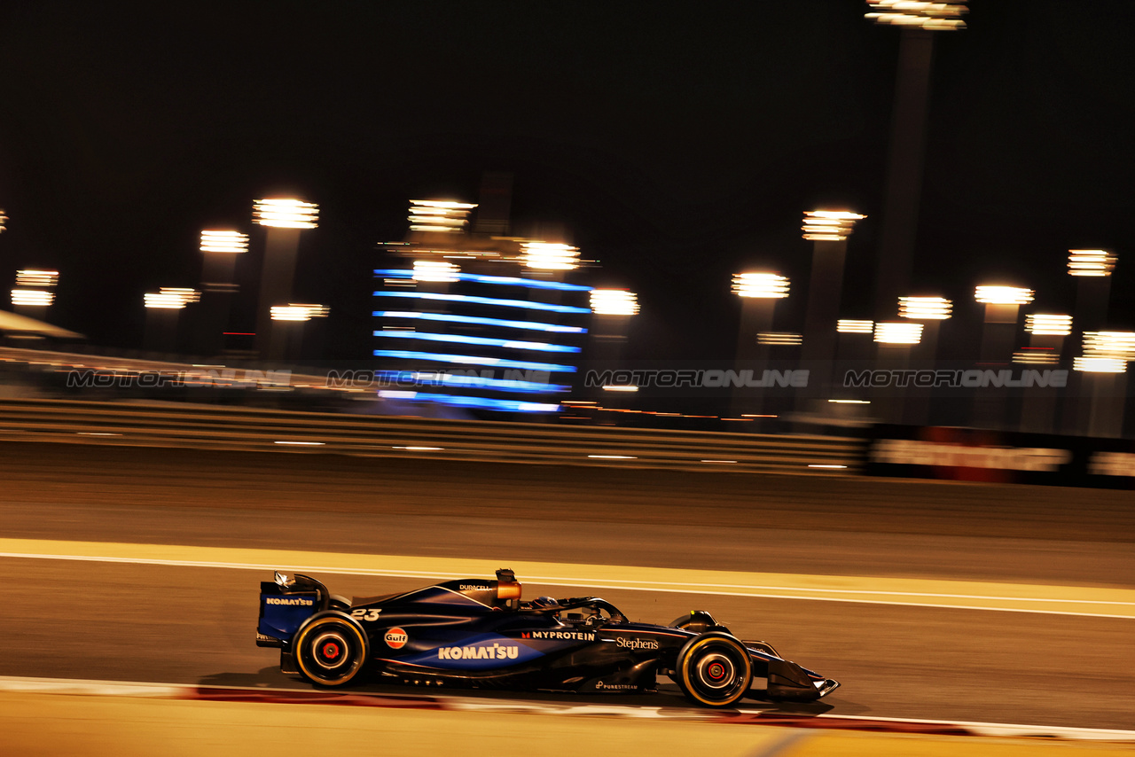 GP BAHRAIN, Alexander Albon (THA) Williams Racing FW46.

29.02.2024. Formula 1 World Championship, Rd 1, Bahrain Grand Prix, Sakhir, Bahrain, Practice Day

- www.xpbimages.com, EMail: requests@xpbimages.com © Copyright: Bearne / XPB Images