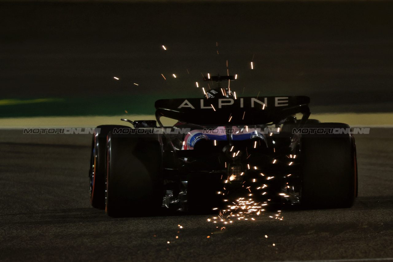 GP BAHRAIN, Esteban Ocon (FRA) Alpine F1 Team A524 sends sparks flying.

29.02.2024. Formula 1 World Championship, Rd 1, Bahrain Grand Prix, Sakhir, Bahrain, Practice Day

 - www.xpbimages.com, EMail: requests@xpbimages.com © Copyright: Coates / XPB Images