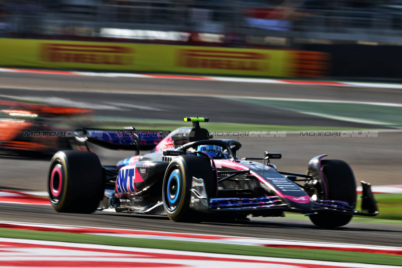 GP BAHRAIN, Pierre Gasly (FRA) Alpine F1 Team A524.

29.02.2024. Formula 1 World Championship, Rd 1, Bahrain Grand Prix, Sakhir, Bahrain, Practice Day

 - www.xpbimages.com, EMail: requests@xpbimages.com © Copyright: Coates / XPB Images