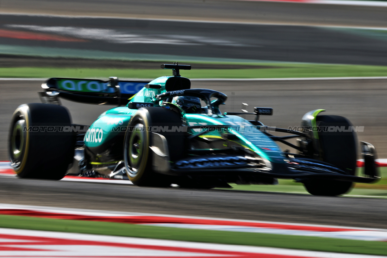 GP BAHRAIN, Lance Stroll (CDN) Aston Martin F1 Team AMR24.

29.02.2024. Formula 1 World Championship, Rd 1, Bahrain Grand Prix, Sakhir, Bahrain, Practice Day

 - www.xpbimages.com, EMail: requests@xpbimages.com © Copyright: Coates / XPB Images