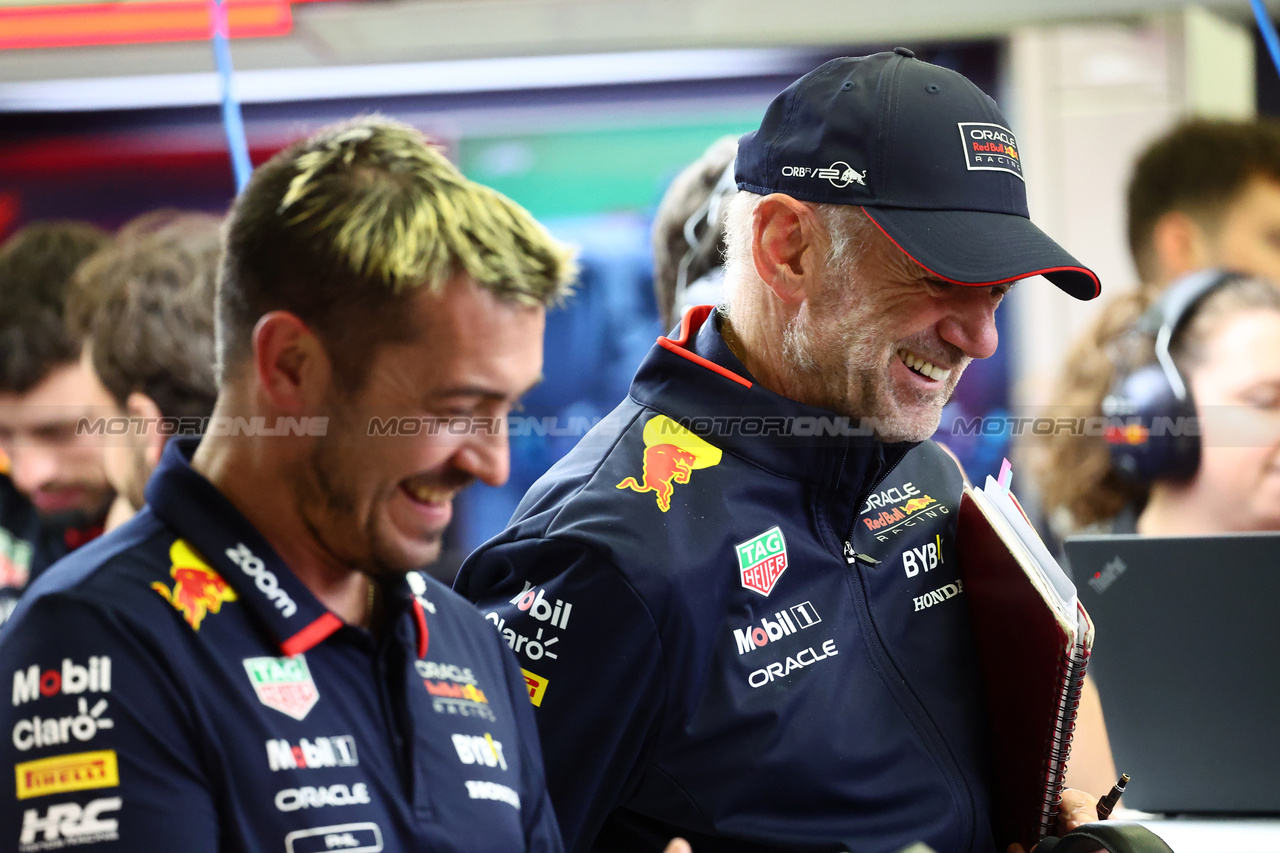 GP BAHRAIN, Adrian Newey (GBR) Red Bull Racing Chief Technical Officer.

29.02.2024. Formula 1 World Championship, Rd 1, Bahrain Grand Prix, Sakhir, Bahrain, Practice Day

- www.xpbimages.com, EMail: requests@xpbimages.com © Copyright: Batchelor / XPB Images