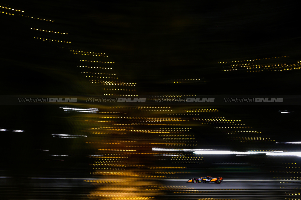 GP BAHRAIN, Oscar Piastri (AUS), McLaren 
29.02.2024. Formula 1 World Championship, Rd 1, Bahrain Grand Prix, Sakhir, Bahrain, Practice Day
- www.xpbimages.com, EMail: requests@xpbimages.com © Copyright: Charniaux / XPB Images