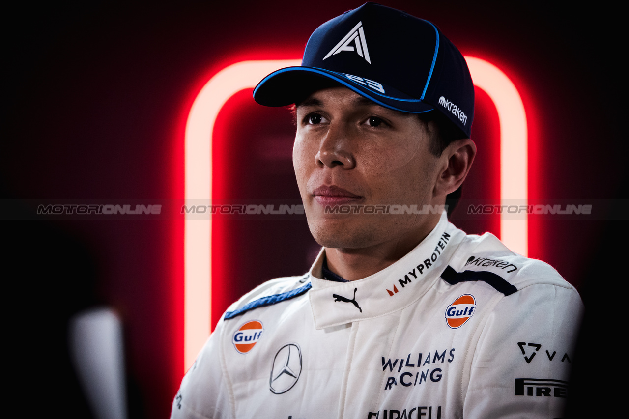 GP BAHRAIN, Alexander Albon (THA) Williams Racing.

29.02.2024. Formula 1 World Championship, Rd 1, Bahrain Grand Prix, Sakhir, Bahrain, Practice Day

- www.xpbimages.com, EMail: requests@xpbimages.com © Copyright: Bearne / XPB Images