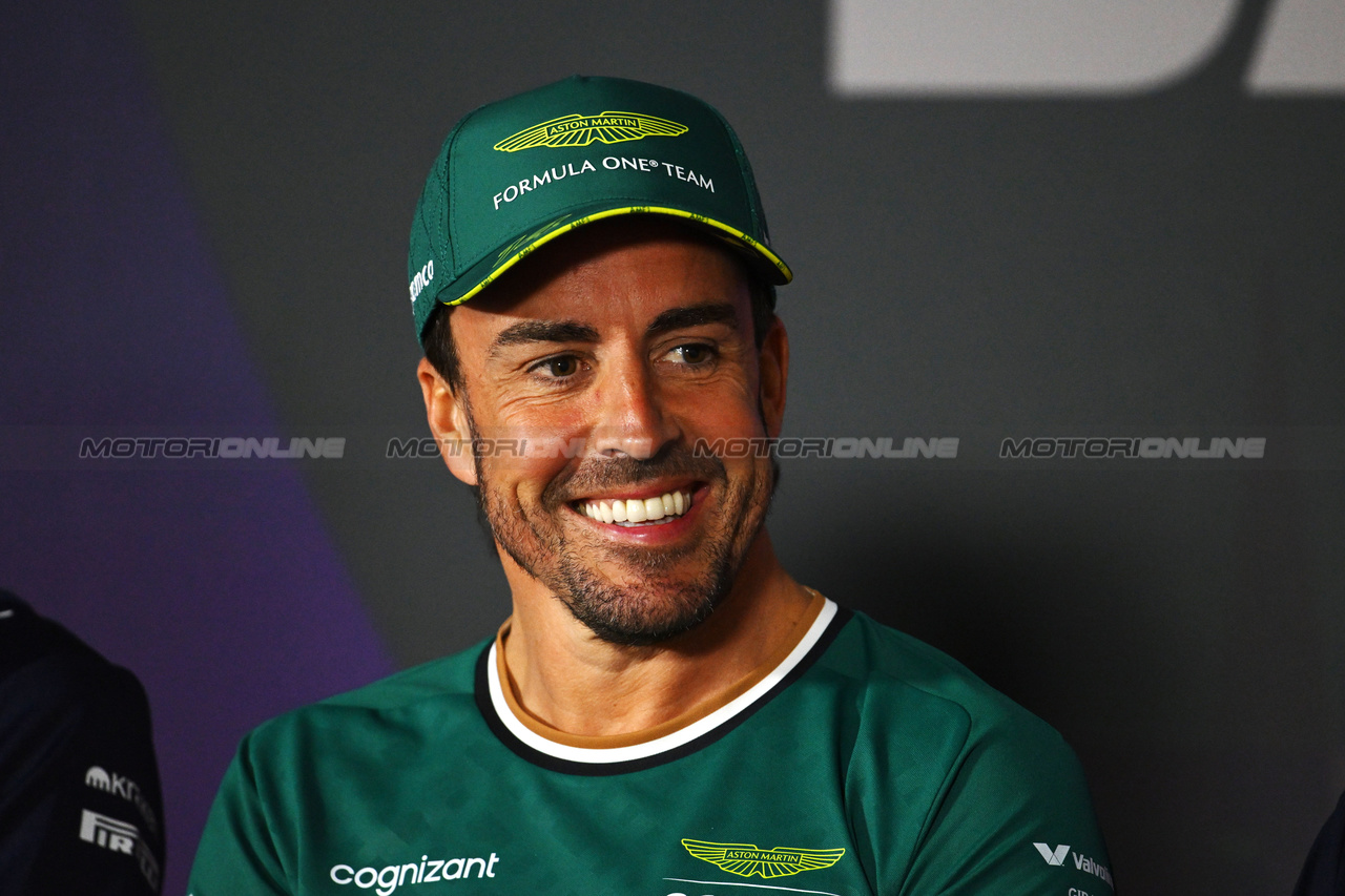 GP BAHRAIN, Fernando Alonso (ESP) Aston Martin F1 Team in the FIA Press Conference.

28.02.2024. Formula 1 World Championship, Rd 1, Bahrain Grand Prix, Sakhir, Bahrain, Preparation Day.

- www.xpbimages.com, EMail: requests@xpbimages.com © Copyright: XPB Images