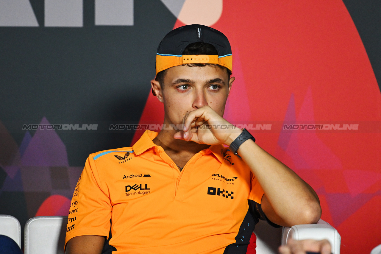 GP BAHRAIN, Lando Norris (GBR) McLaren in the FIA Press Conference.

28.02.2024. Formula 1 World Championship, Rd 1, Bahrain Grand Prix, Sakhir, Bahrain, Preparation Day.

- www.xpbimages.com, EMail: requests@xpbimages.com © Copyright: XPB Images