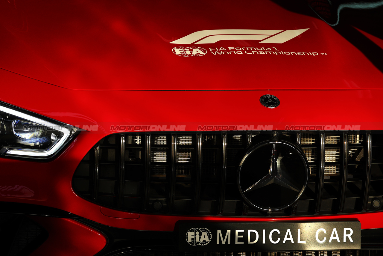 GP BAHRAIN, Mercedes FIA Medical Car.

28.02.2024. Formula 1 World Championship, Rd 1, Bahrain Grand Prix, Sakhir, Bahrain, Preparation Day.

 - www.xpbimages.com, EMail: requests@xpbimages.com © Copyright: Coates / XPB Images