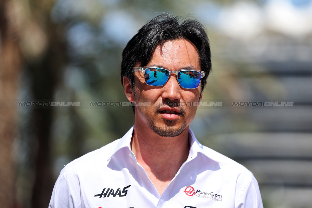 GP BAHRAIN, Ayao Komatsu (JPN) Haas F1 Team Principal.

28.02.2024. Formula 1 World Championship, Rd 1, Bahrain Grand Prix, Sakhir, Bahrain, Preparation Day.

 - www.xpbimages.com, EMail: requests@xpbimages.com © Copyright: Staley / XPB Images