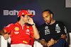 GP BAHRAIN, (L to R): Carlos Sainz Jr (ESP) Ferrari e Lewis Hamilton (GBR) Mercedes AMG F1 in the FIA Press Conference.
28.02.2024. Formula 1 World Championship, Rd 1, Bahrain Grand Prix, Sakhir, Bahrain, Preparation Day.
- www.xpbimages.com, EMail: requests@xpbimages.com © Copyright: XPB Images