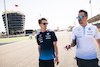 GP BAHRAIN, Logan Sargeant (USA) Williams Racing walks the circuit with Gaetan Jego, Williams Racing Gara Engineer.
28.02.2024. Formula 1 World Championship, Rd 1, Bahrain Grand Prix, Sakhir, Bahrain, Preparation Day.
- www.xpbimages.com, EMail: requests@xpbimages.com © Copyright: Bearne / XPB Images