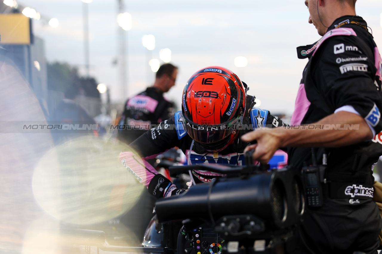 GP BAHRAIN, Esteban Ocon (FRA) Alpine F1 Team A524 on the grid.

02.03.2024. Formula 1 World Championship, Rd 1, Bahrain Grand Prix, Sakhir, Bahrain, Gara Day.

- www.xpbimages.com, EMail: requests@xpbimages.com © Copyright: Bearne / XPB Images